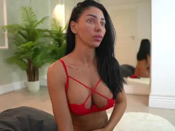 Bongacams Best Webcam of MyaBlack