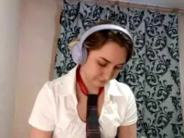 Bongacams Nude Webcam of SeptemberRoutzen