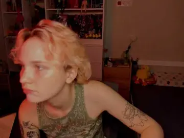 Bongacams Free Porn Cam of Cool-Love