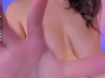 Bongacams Sex Cam of CandaseRussell