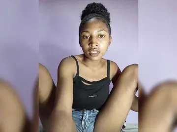 Bongacams Live Sex Cam of Annais19