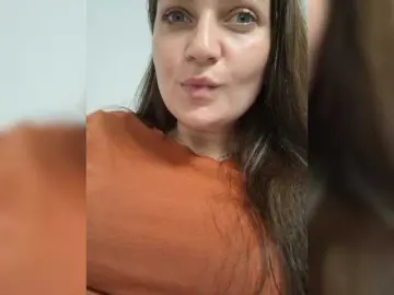 Bongacams Watch Live Sex Cams of MiLAshKaA