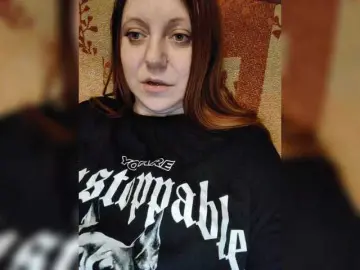 Bongacams Watch Live Sex Cams of MilfaSguirt