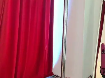 Bongacams Watch Live Sex Cams of SlimTemptation