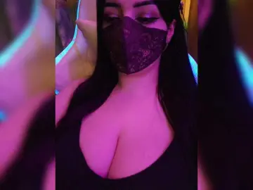 Bongacams Best live sex cam show of YennSI