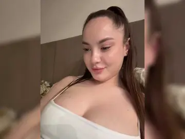 Bongacams Free Porn Cam of -LiaDark-