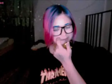 Bongacams Sex Cam of mymoonstar