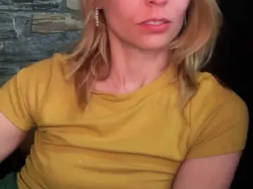 Bongacams Free Porn Cam of karo131324