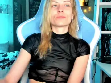 Bongacams Free Porn Cam of karo131324