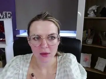 Bongacams Live Sex Cam of soft-zoey