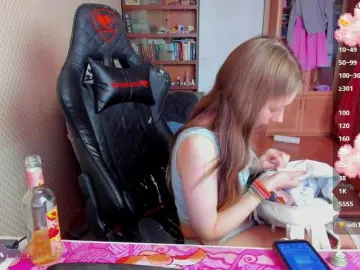 Bongacams Nude Webcam of cuteMila