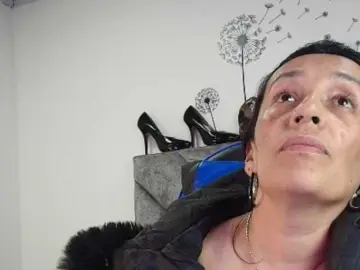 Bongacams Free Porn Cam of ShanteyLaurent