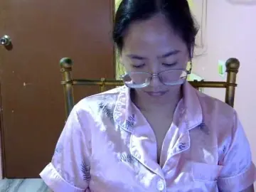 Bongacams Watch Live Sex Cams of MystiqueMiss