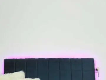 Bongacams Watch Live Sex Cams of EmilyAngels