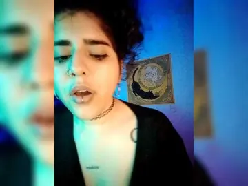 Bongacams Sex Chat of Lavenus