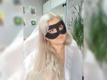 Bongacams Free Porn Cam of LOVEMENOW23