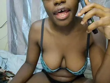 Bongacams Sex Cam of cute-mashall