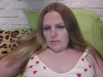 Bongacams Free Live Porn of AngelAlone