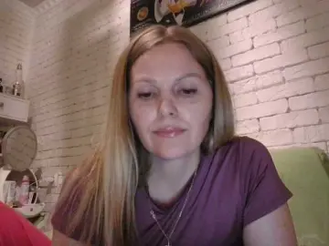 Bongacams Adult Video Chat of AngelAlone