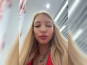 Bongacams Live Porn of EwaBrown