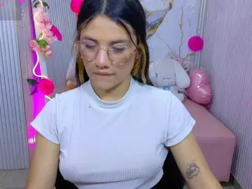 Bongacams Adult Video Chat of Chiara-tay