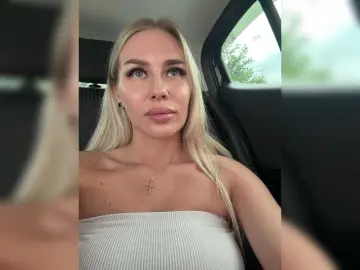 Bongacams Nude Webcam of Lovensesgirl