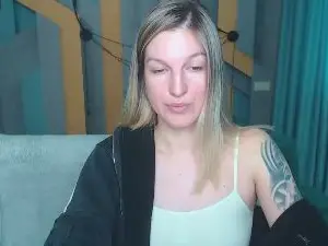 Cam4 Live Porn of EmilyWalkeri