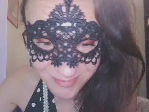 Cam4 Live Porn of TinyWife