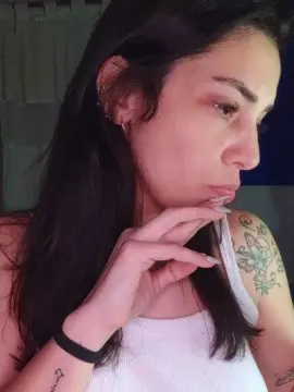 Cam4 Private Sex Chat of Polerinahot