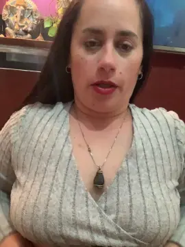 Cam4 Private Sex Chat of hotcurvi1