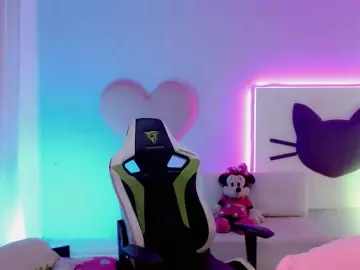 Cam4 Private Sex Chat of mishel_hott