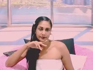 Cam4 Live Porn of ErroticStarr1zn