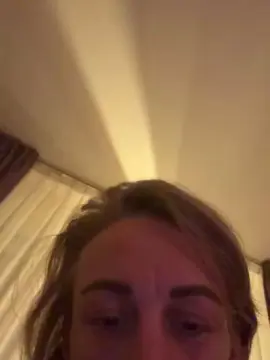 Cam4 Live Sex of G_Girl90