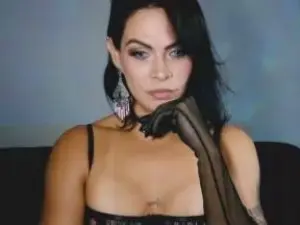 Cam4 Watch Live Sex Cams of Veronnaink