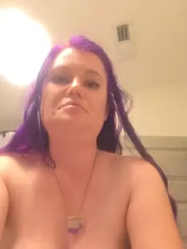 Cam4 Free Live Porn of JilLUSTrius