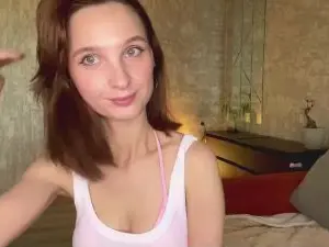 Cam4 Watch Live Sex Cams of LynnMorten