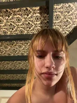 Cam4 Nude Webcam of saraangelafern1