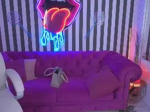 Cam4 Live Porn of MadissonSoft