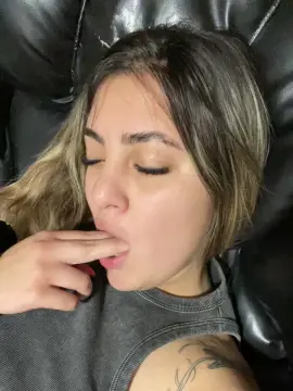 Cam4 Free Porn Cam of Sirena65