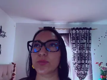 Cam4 Nude Webcam of KattyLatina