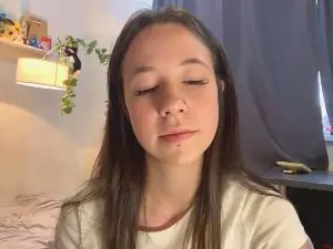 Cam4 Sex Chat of KizzieLudwick