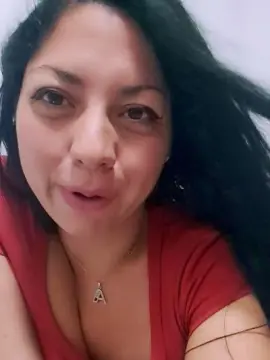 Cam4 Adult Video Chat of bella_milf1