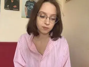 Cam4 Best live sex cam show of LolaBucklew