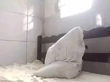 Cam4 Free Live Porn of Gabi_loira