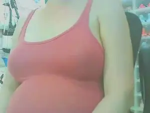 Cam4 Adult Video Chat of preggy4hire