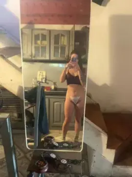 Cam4 Free Porn Cam of Chinitax22