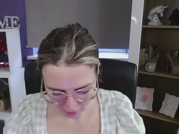 Cam4 Free Porn Cam of xZoey