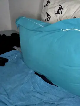 Cam4 Free Porn Cam of Volcaniik