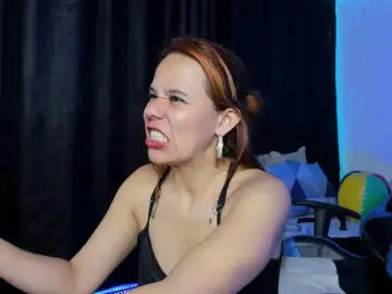 Cam4 Watch Live Sex Cams of agatha_walter_