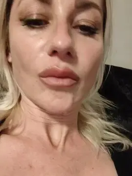 Cam4 Free Porn Cam of evakisimovareal